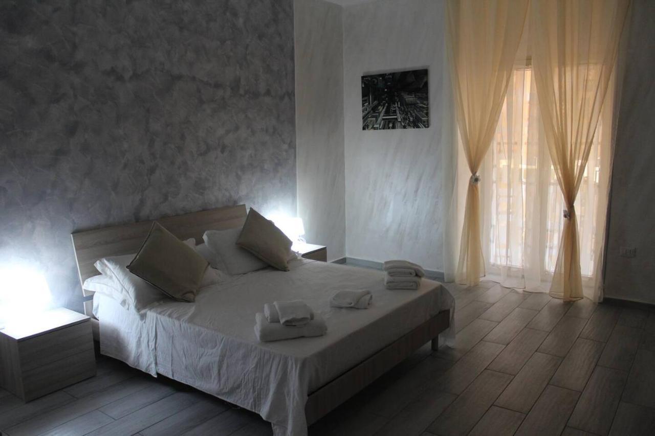 Casa Vacanza Grey Aparthotel Napels Buitenkant foto
