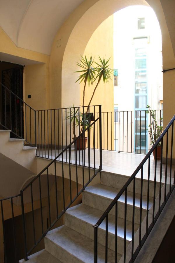 Casa Vacanza Grey Aparthotel Napels Buitenkant foto